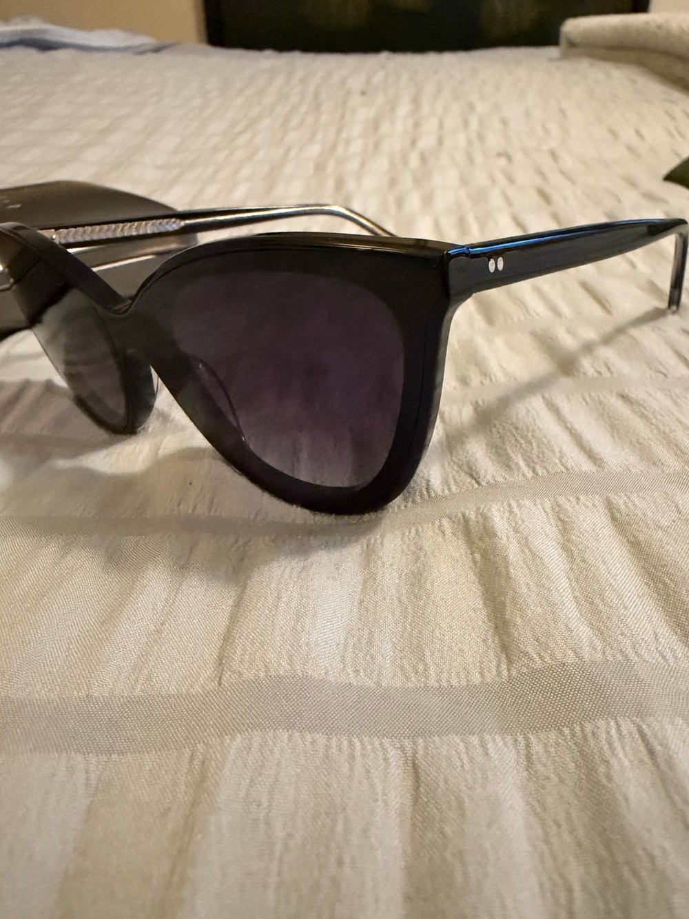 KREWE Monroe Nylon sunglasses black with case and unopened cloth - Picture 11 of 12